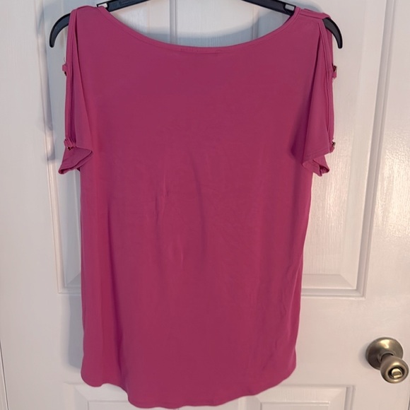Cable & Gauge Cap Sleeve Top, High Low Hem, soft with Pink&Gold Hardware - Picture 4 of 9